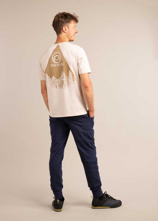 3RD ROCK bataboom brushed sweatpants - Jerome is 5ft 10" with a 30" waist & 37" hips. Here he is wearing a size 30RL.