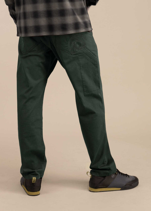 3RD ROCK Johnson Sustainable Cotton Trousers for climbing - Jerome is 5ft 10" with a 31" waist & 38" hips. Here he is wearing a size 32RL.