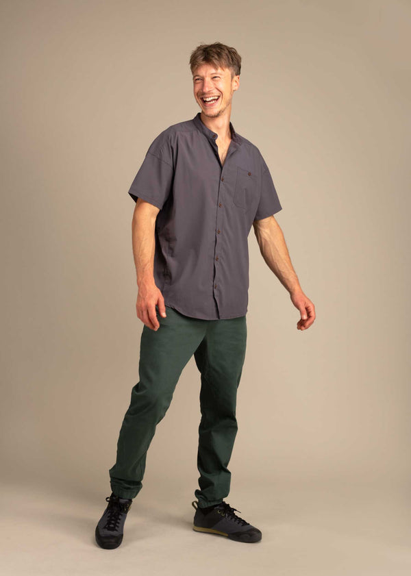 3RD ROCK Margo climbing and adventure trousers - Jerome is 5ft 10" with a 31" waist & 38" hips. Here he is wearing a size 32RL.