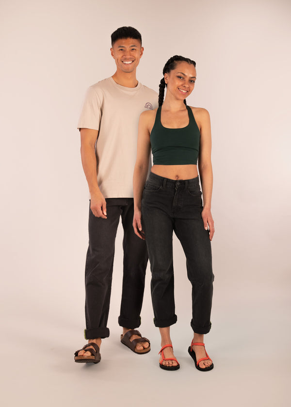 Donald is 6ft 1″  with a 30" waist, 36" hips & a 33" inseam and is wearing a size 30LL
Aaliyah is 5ft 8" with a 26" waist, 35" hips & a 33" inseam and is wearing a size 26RL