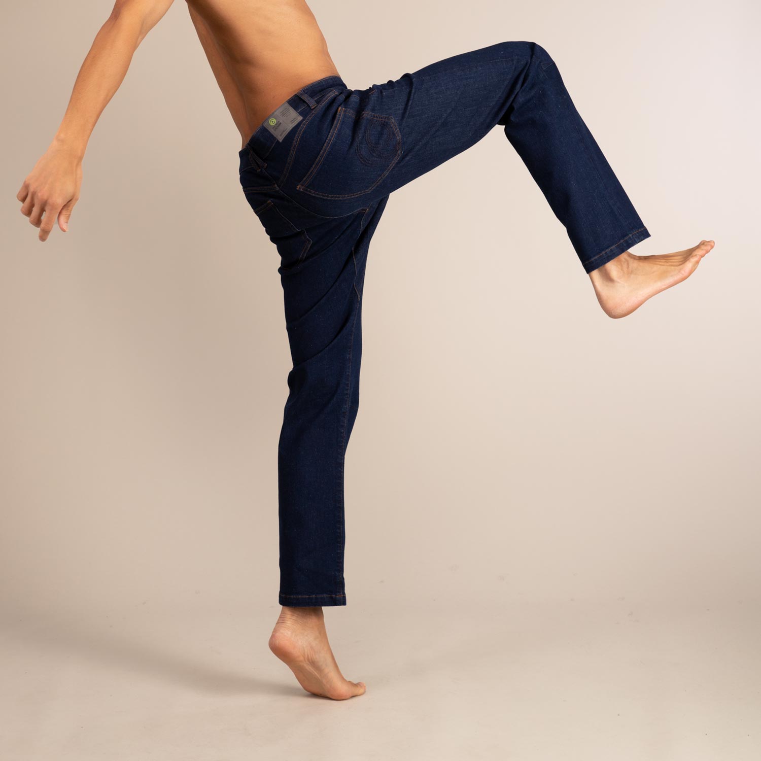 MARS JEANS | Organic Ultimate Movement Jeans | 3RD ROCK Clothing - Donald is 6ft 1 with a 29" waist, 36" hips and wears a 30/LL, but can also wear a 28" waist for a slimmer fit. M