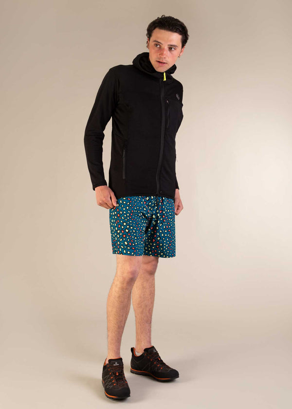 3RD ROCK Mens funky shorts in our minimal gecko pattern- Kai is 6ft 1" with a 32" waist and is wearing a 32. M