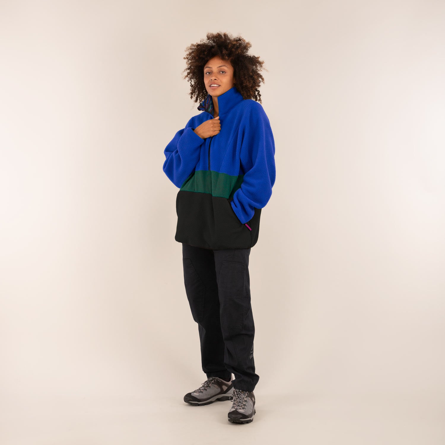 ALEX | Unisex Half Zip Fleece | 3RD ROCK Clothing -  Kendal is 5ft 7" with a 36" chest, 28" waist, 38" hips measuring S-M on the size chart. Here she wears a size L for a more oversized fit. F