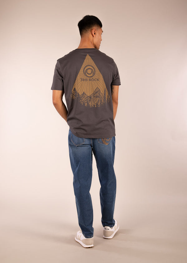 3rd rock sustainable movement denim jeans with a relaxed fit - Donald is 6ft 1″  with a 30" waist, 36" hips & a 33" inseam and is wearing a size 30LL. M