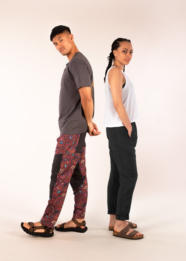 Donald is 6ft 1″  with a 30" waist, 36" hips & a 33" inseam and is wearing a size 30LL
Aaliyah is 5ft 8" with a 26" waist, 35" hips & a 33" inseam and is wearing a size 26RL