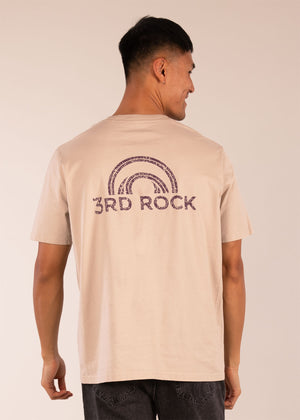 3rd rock unisex logo tshirt - Donald is 6ft 1″  with a 40