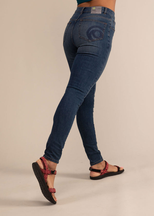 MARPLE JEANS | Skinny Cut Stretchy Sustainable Jeans | 3RD ROCK Clothing -  Kendal is 5ft 7 with a 28" waist, 38" hips and wears a size 28/RL F