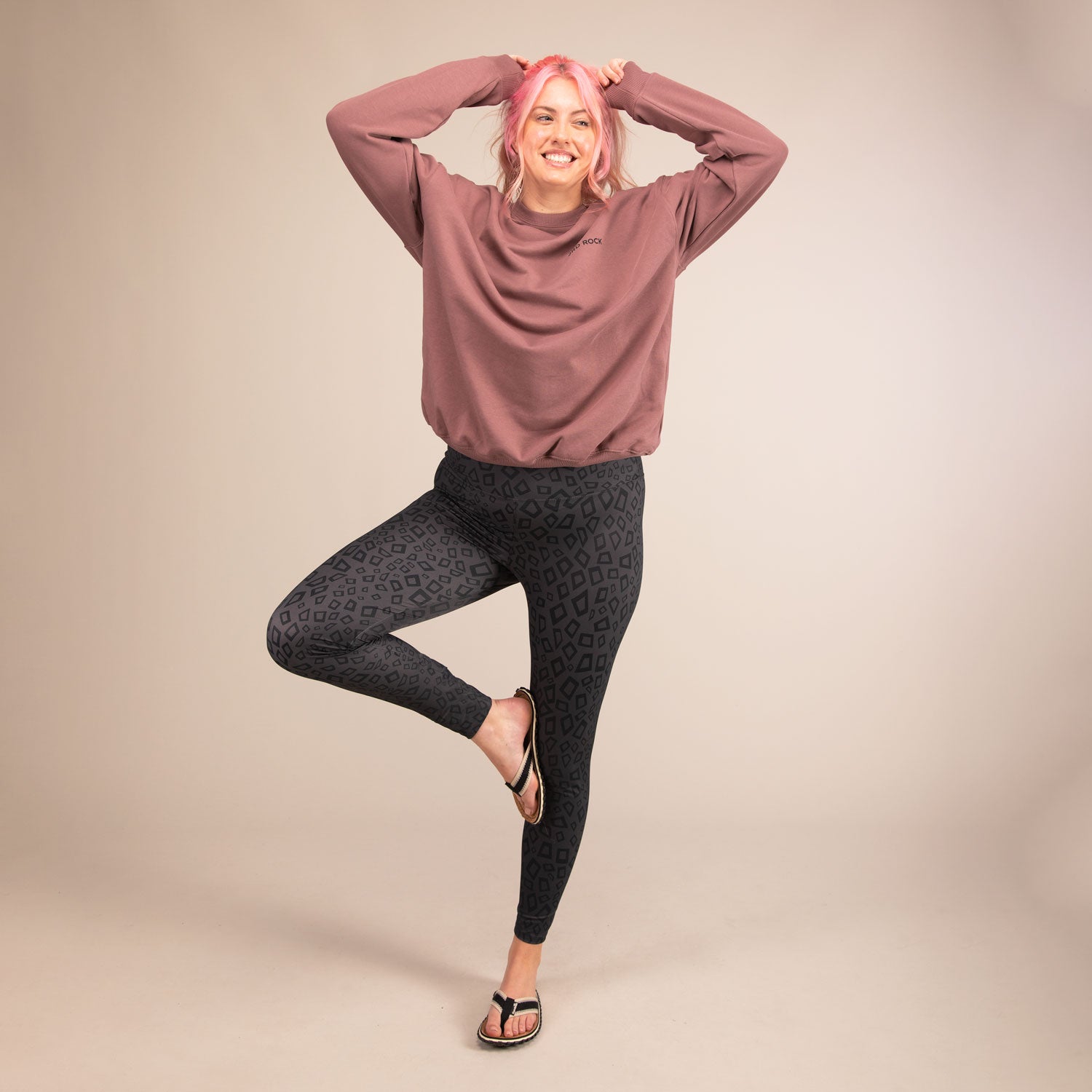 TITAN MINIMAL LEOPARD | Printed Recycled Leggings | 3RD ROCK Clothing -  Sophie is 5ft 9 with a 34" waist, 42" hips and wears a size 16 F