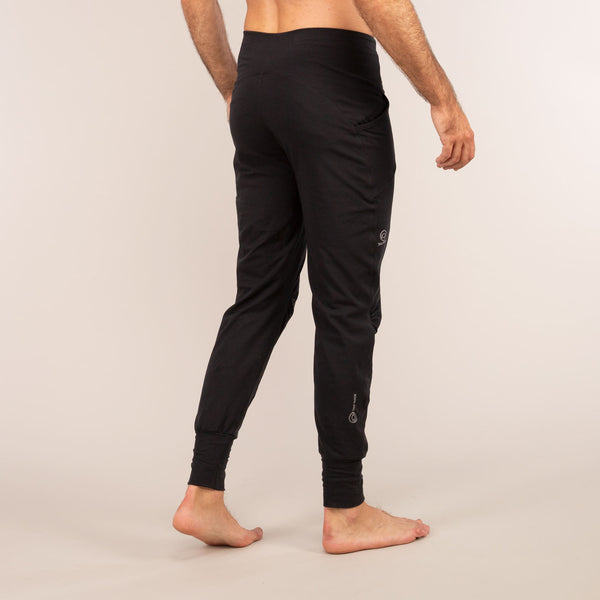 BATABOOM Brushed | Unisex Organic Sweatpants | 3RD ROCK Clothing - Oliver is 6ft 2" with a 34" waist, 40" hips and wears a 34/LL M