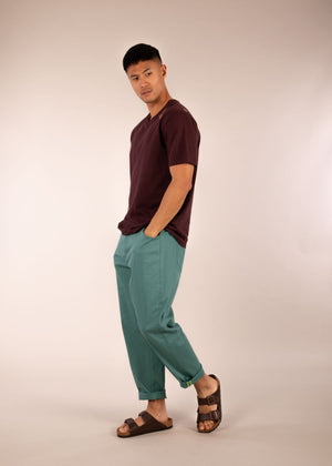3RD ROCK stretch twill climbing & active lifestyle trousers - Donald is 6ft1″  with a 30