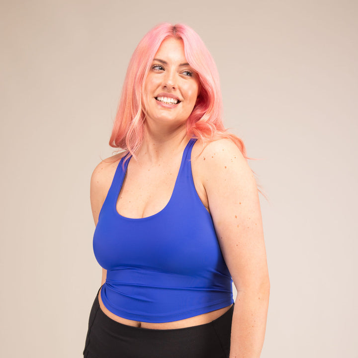 aaa Sophie is a 34G with a 32" underbust, 40.5" overbust and wears a size 16