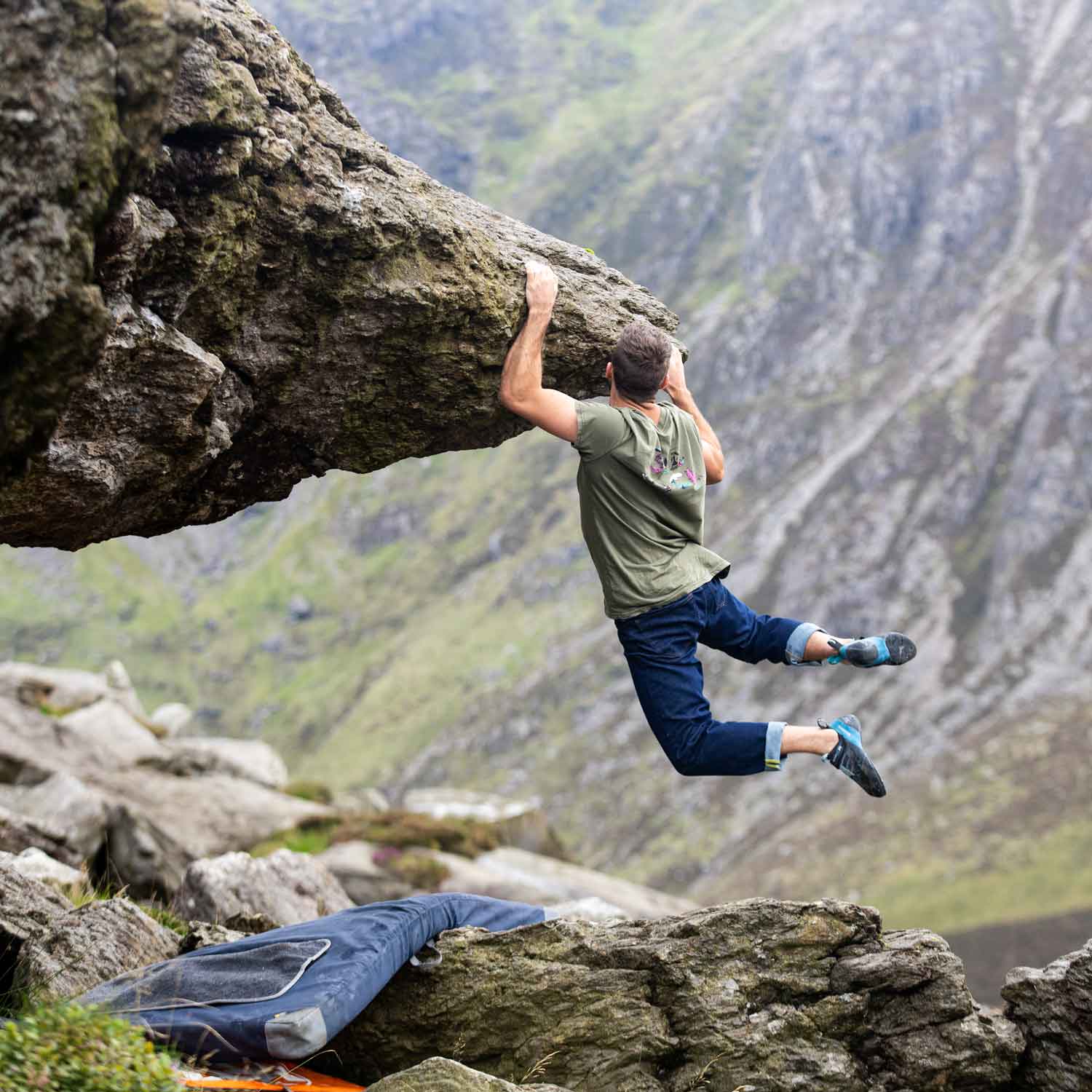 Putting the Mars sustainable climbing jeans to the test. M