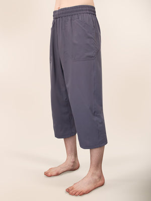 3RD ROCK Recycled 3/4 length yoga and climbing trousers - Ed is 5ft 8