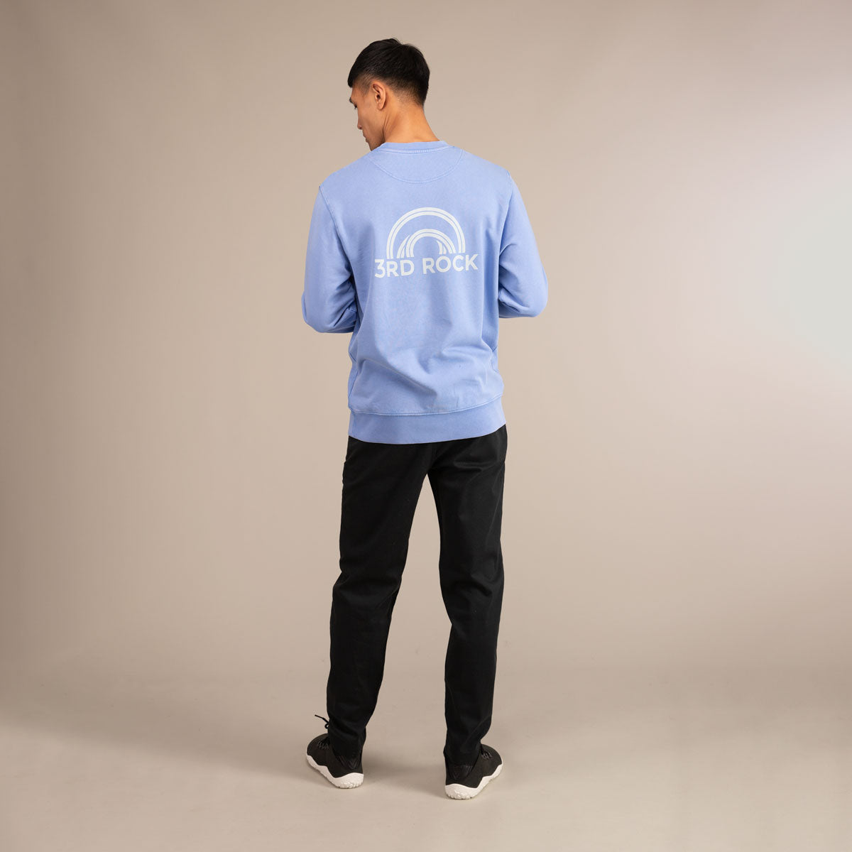 BELLAMY SWEATSHIRT |  Organic Cotton Sweatshirt | 3RD ROCK Clothing -  Donald is 6ft 1 with a 39" chest and wears a size M M