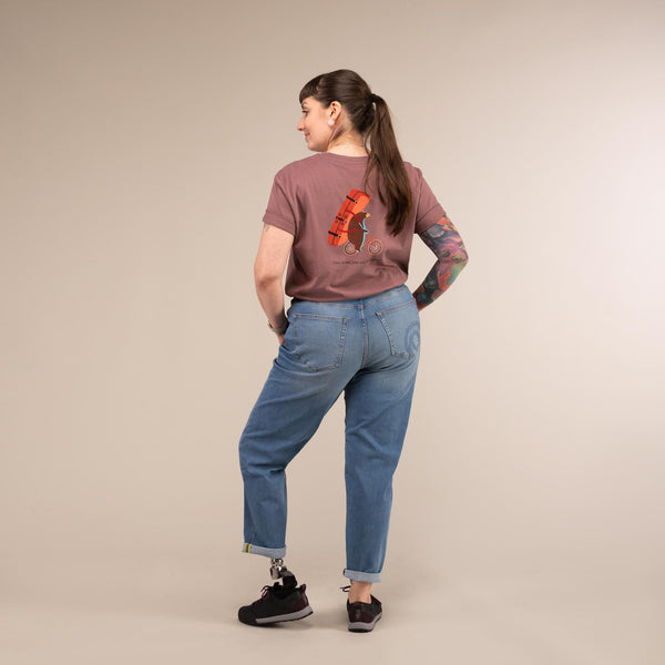 BLOQUEUR TEE | Organic Cotton T-Shirt | 3RD ROCK Clothing -  Laura is 5ft 6 with a 36" bust and wears a size M F