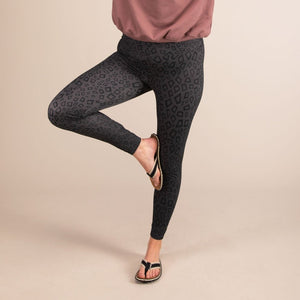 TITAN MINIMAL LEOPARD | Printed Recycled Leggings | 3RD ROCK Clothing -  Sophie is 5ft 9 with a 34