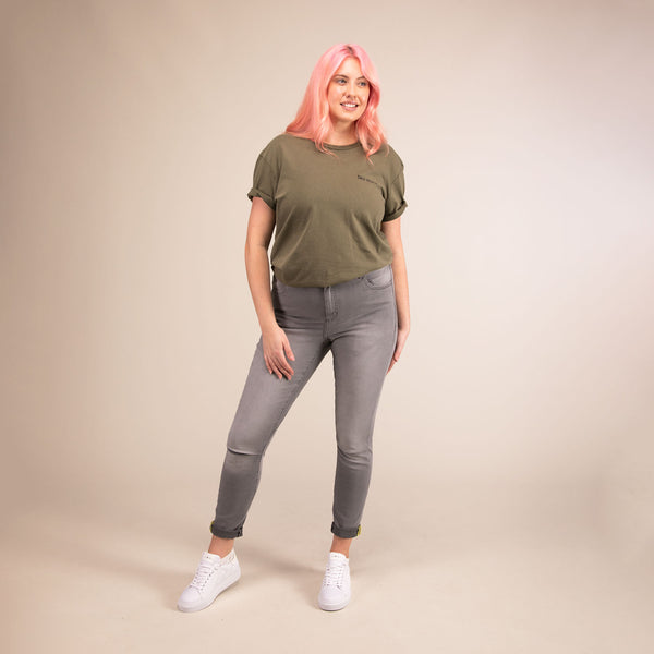 EARTHLOVER TEE | Organic Cotton T-Shirt | 3RD ROCK Clothing -  Sophie is 5ft 9 with a 40.5" bust and wears a size L F