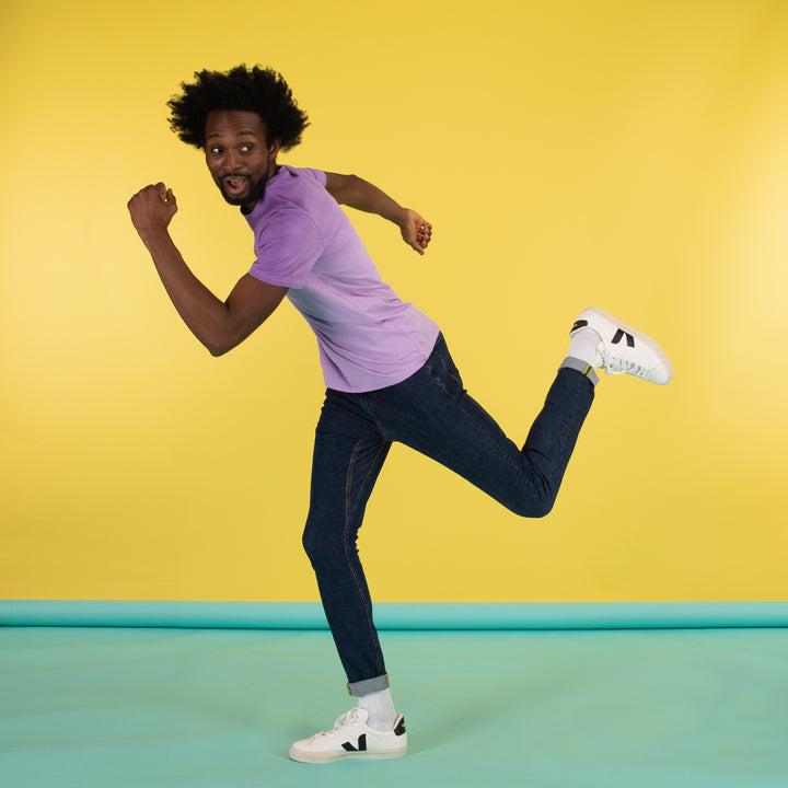 aaa Darron is 6ft 2" with a 30" waist, 34" inseam and wears a 30/LL.