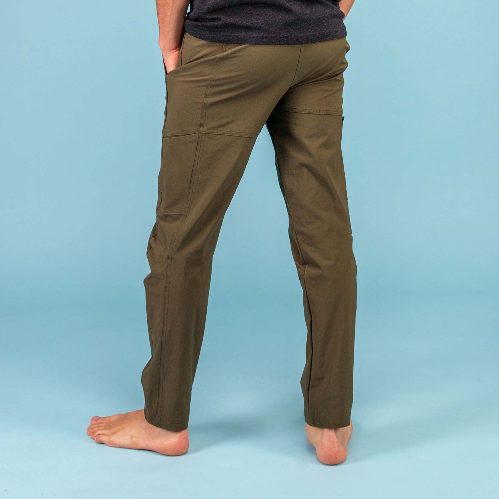 BATABOOM Brushed | Unisex Organic Sweatpants | 3RD ROCK Clothing - Kendal is 5ft 7