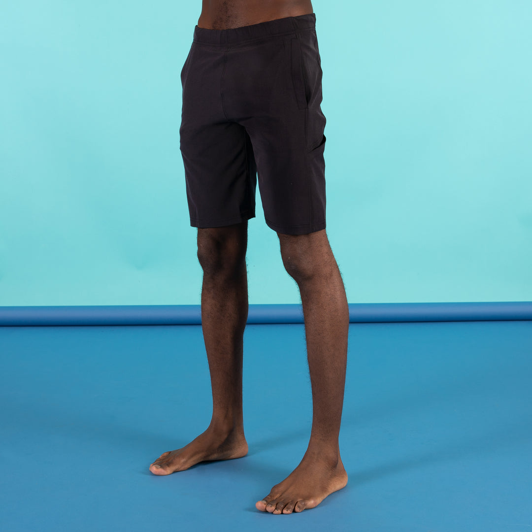 aaa Darron is 6ft 2" with a 30" waist and 34" inseam and wears a 30 waist